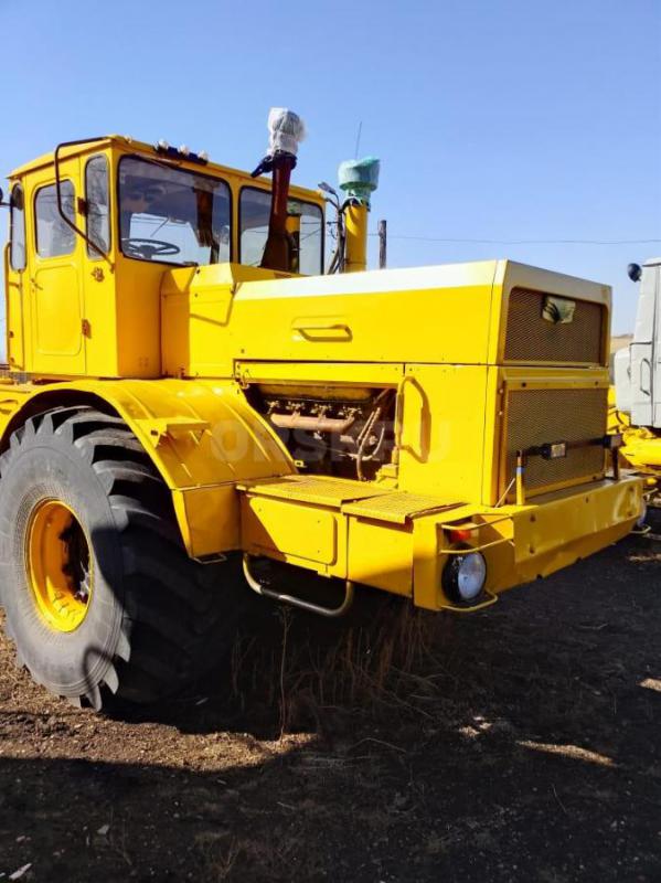 Продам К-700 в отличном состоянии, все исправно в двигателе и коробке давление отличное мосты не гуд - 1