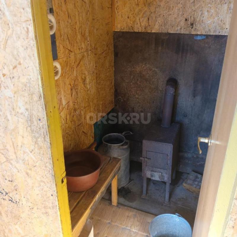 Продам вагон-дом с отлично сделанным ремонтом внутри делали для себя, утеплённые, в вагоне имеется б - 1