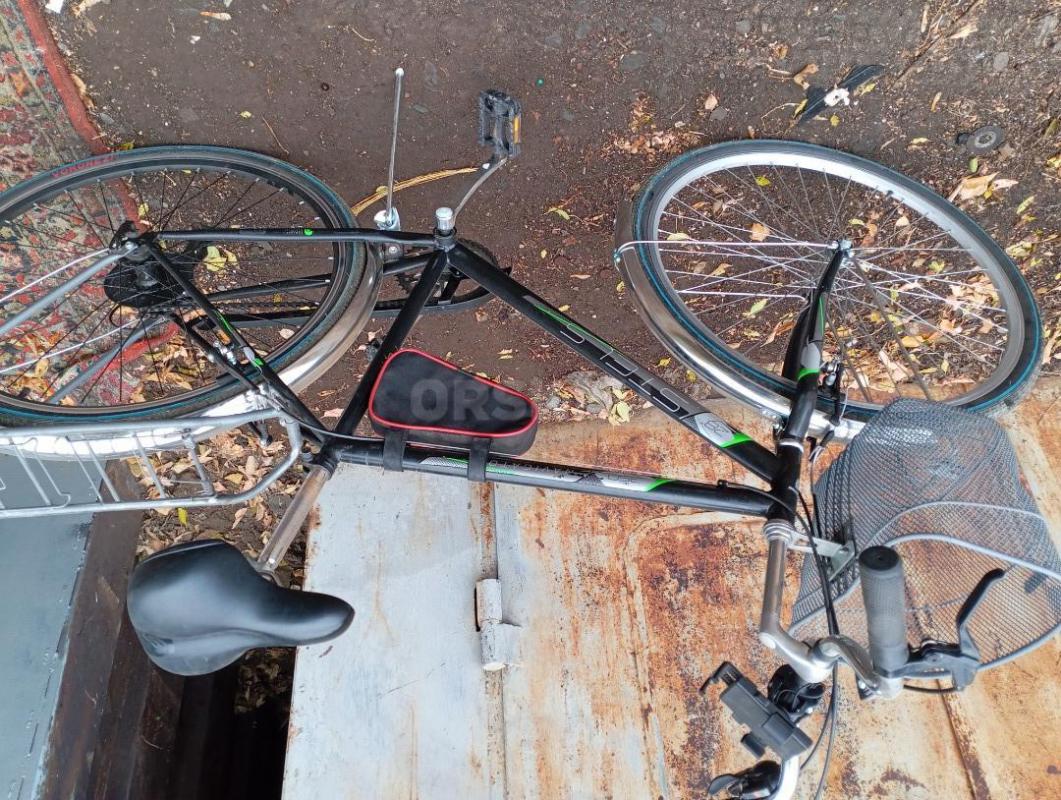 Продам велосипеды дамские серенивый3500 дамский зелёный 3500 скоростной 26 колеса 4000тыс подростков - Орск