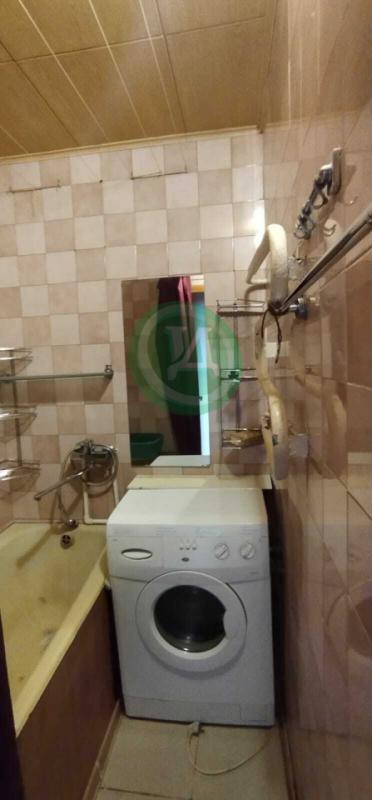 Продаётся уютная двухкомнатная квартира площадью 43.7 квадратных метров на пятом этаже пятиэтажного - Орск