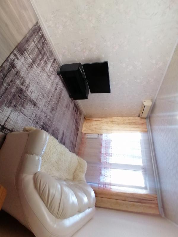 Сдам 2-х комнатную квартиру распашенка с мебелью и техникой на длительный срок. - Новотроицк