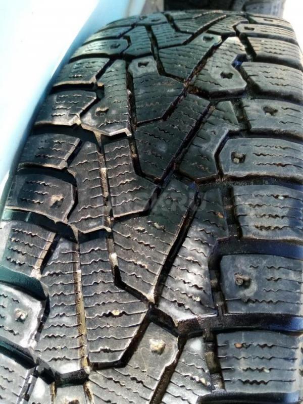 Шины Pirelli 185/65R15 4шт,хороший протектор, шипов нет, резина мягкая не дубовая, порезов нет, на м - Орск