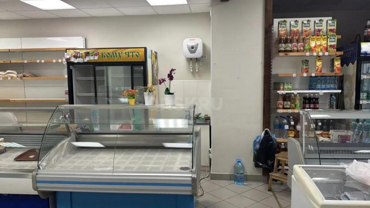 Сдается помещение в аренду на пересечении оживленных улиц Попова/Виноградная (рядом больница ржд, ча - Орск