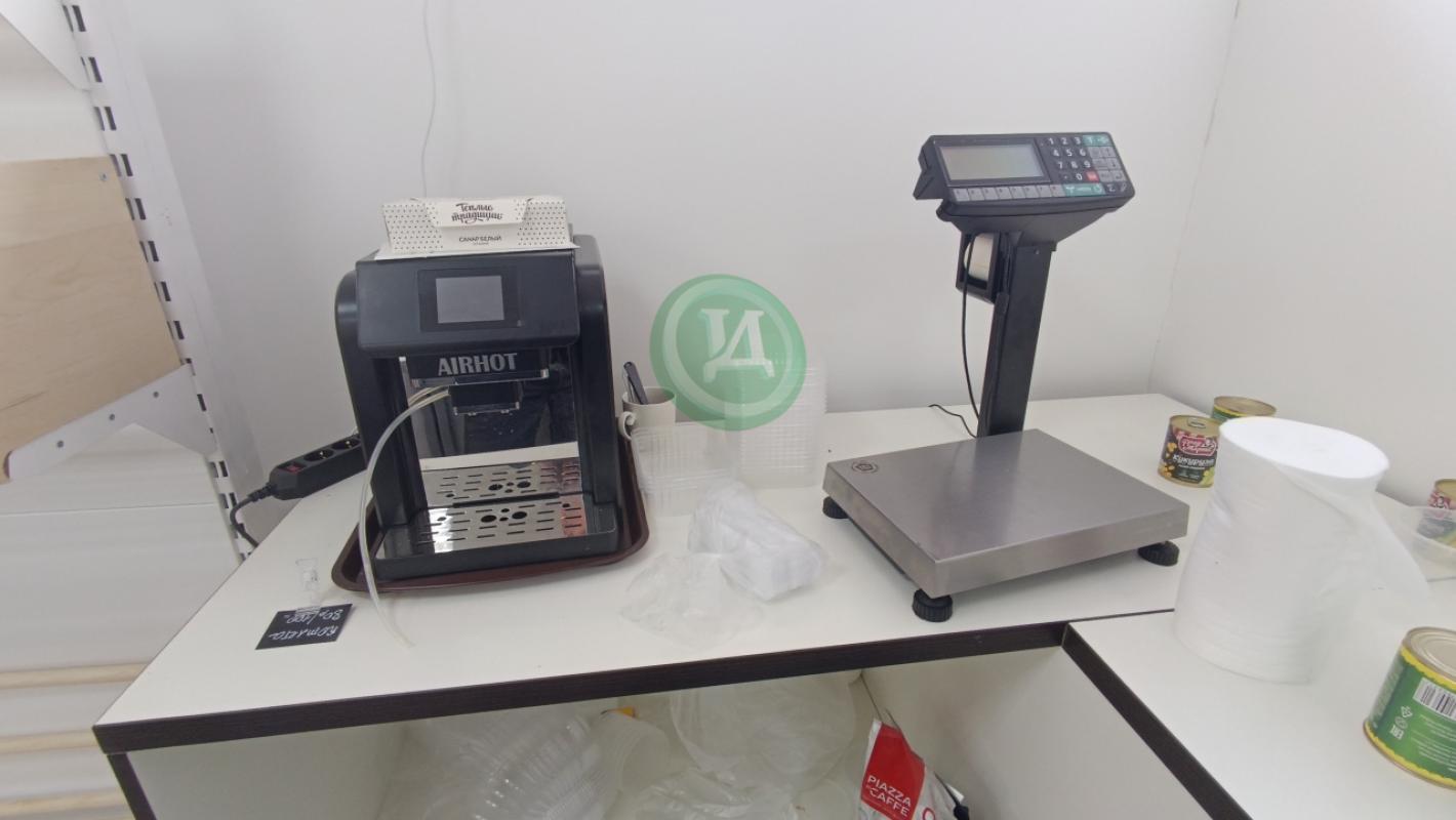 Продам магазин-пекарню в Адамовке на улице Советская д.97. - Адамовка