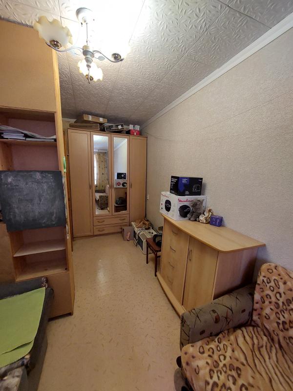 Продам 2-комнатную квартиру или обменяю на 1-комнатную+доплата, по адресу: г. - Новотроицк