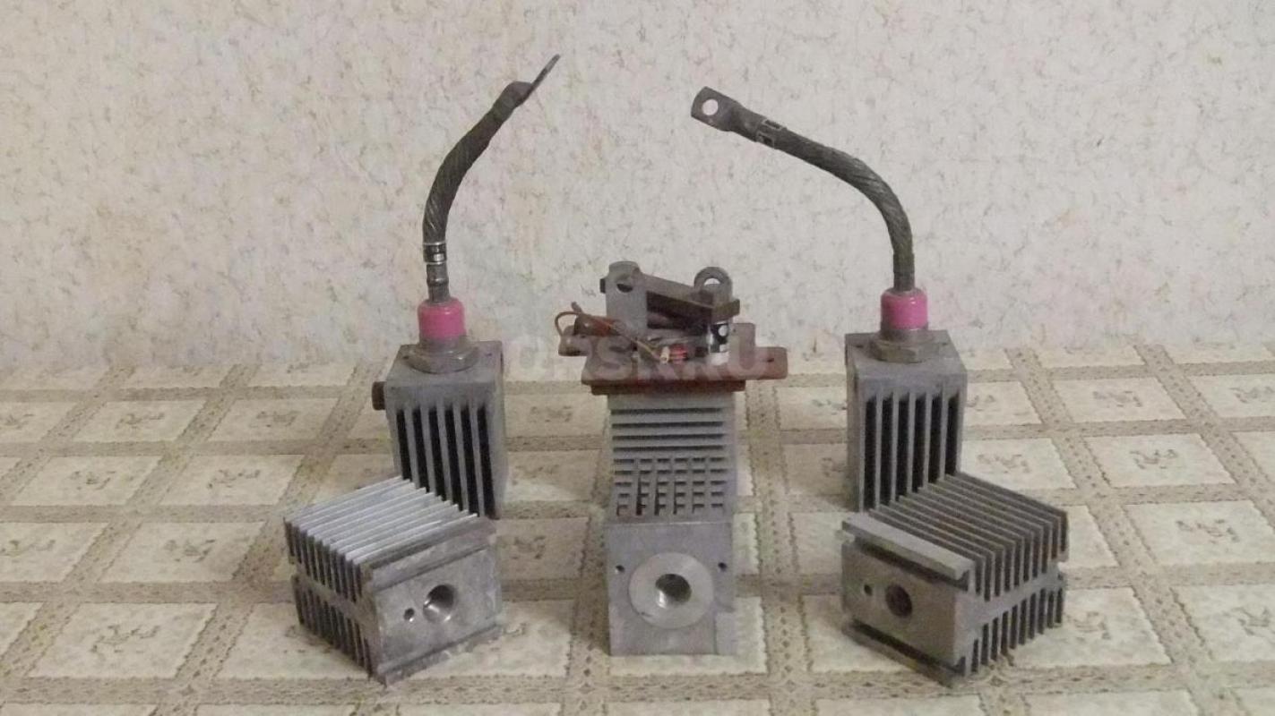 Силовые диоды и тиристор. - Орск