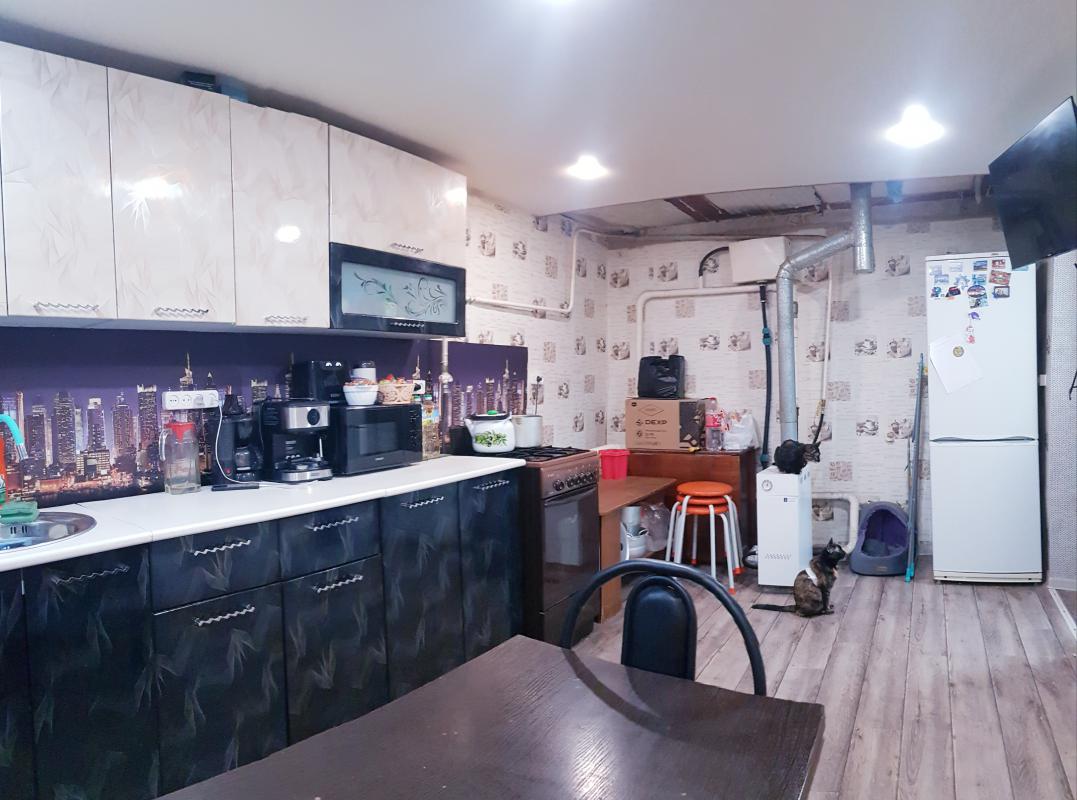 Продается ДОМ с земельным участком в городе Новотроицк  по ул. - Новотроицк