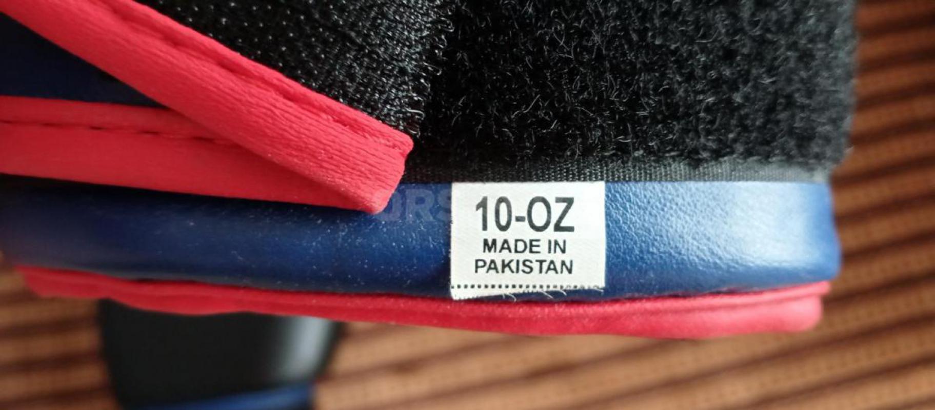 Боксерские перчатки и лапы
Подвид товара: Бокс и ММА
Состояние: Б/у
Перчатки для бокса, размер 10 - Орск