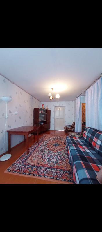 Продается 2-комнатная квартира по адресу:  г. - Новотроицк