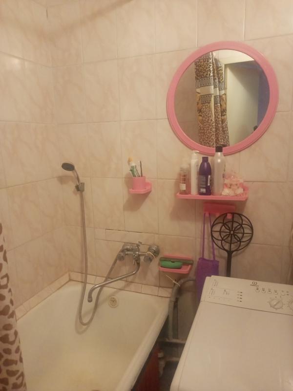 Продам 2-х комнатную квартиру по ул. - Новотроицк