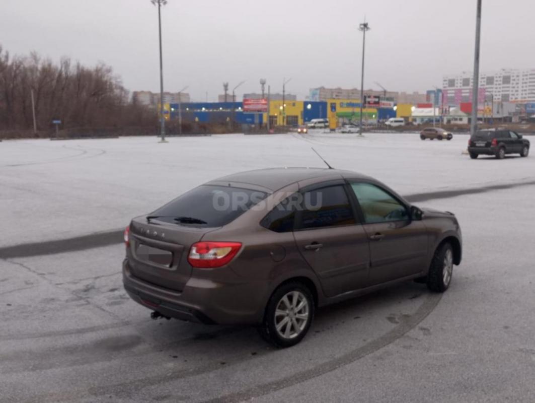 Продам Гранту 2019 года , полноценный автомат! - Орск