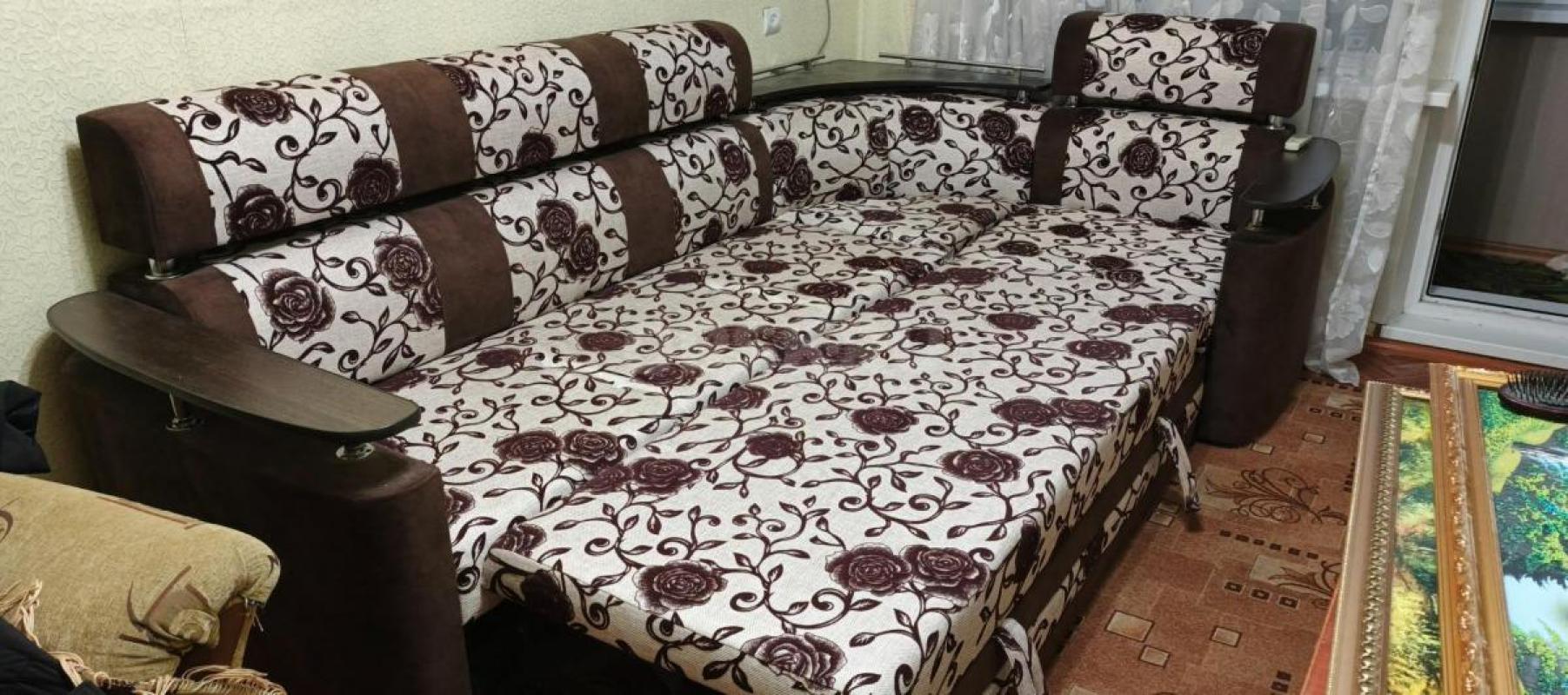 Продам срочно угловой диван, состояние новое. - Орск