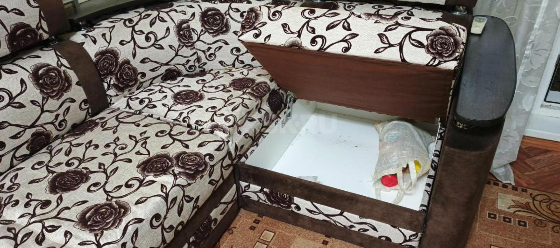 Продам срочно угловой диван, состояние новое. - Орск