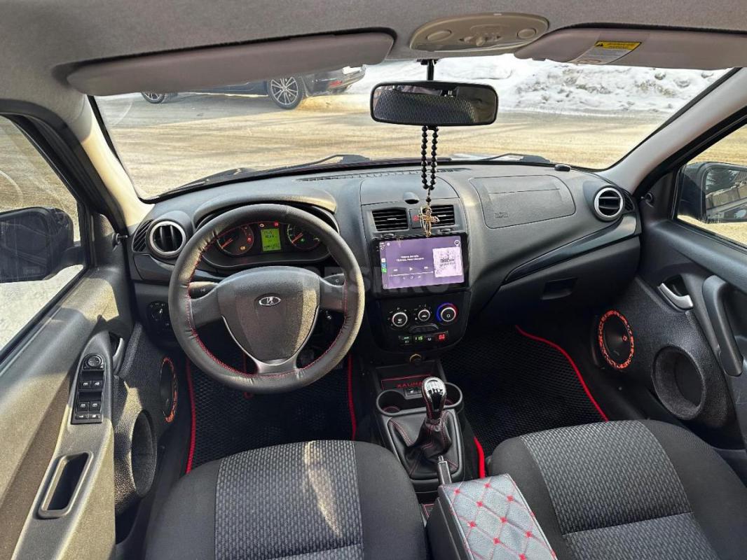 Lada Kalina 2 2014 год в отличном состоянии

Комплектация: климат контроль, кондиционер, 2 AIRBAG, - Орск