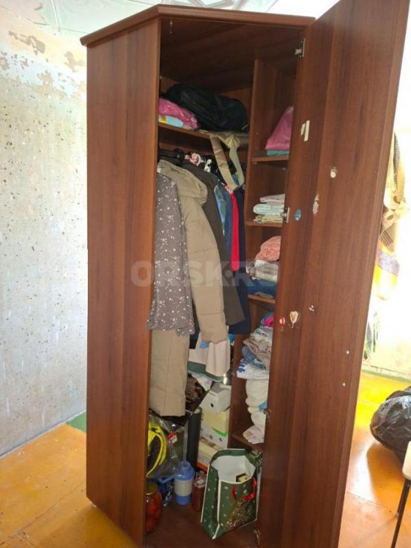 Продам шкаф угловой, шкаф прямой и комод. - Орск