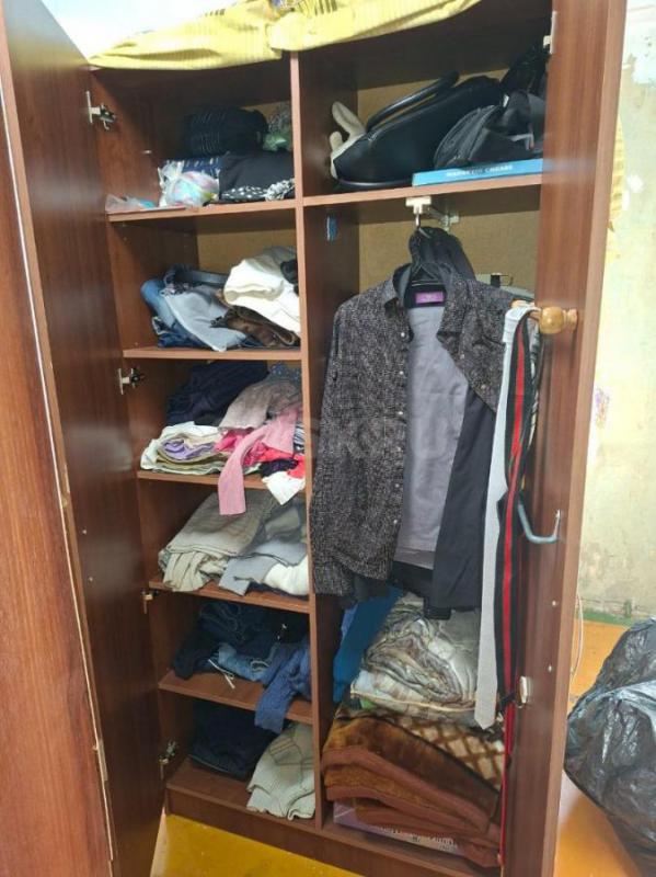 Продам шкаф угловой, шкаф прямой и комод. - Орск