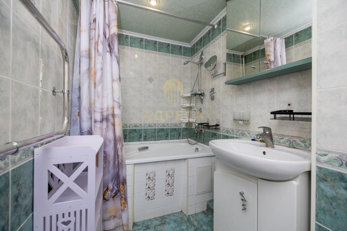 Продается 3-комнатная квартира с дизайнерским ремонтом. - Оренбург