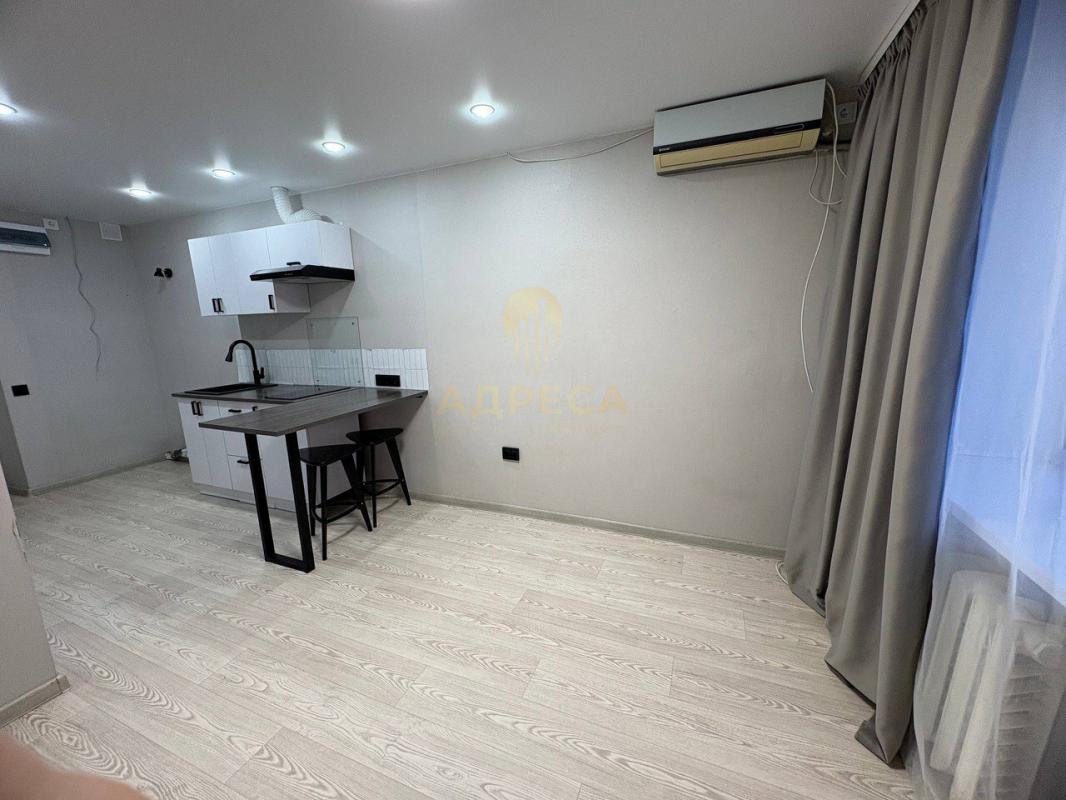 Продается квартира - студия в одном из самых развитых районов города. - Оренбург