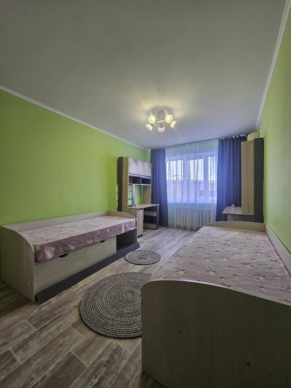 🏡 Продается чудесная трехкомнатная квартира! 

🌟 Великолепная квартира находится в прекрасном районе - Новотроицк