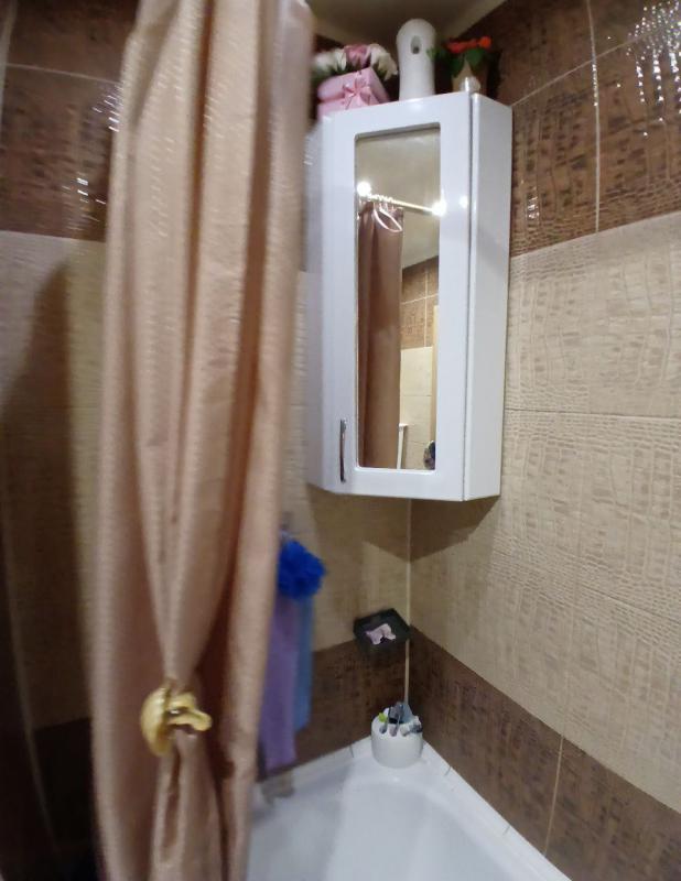 Обратите  внимание  продается шикарная  3-комнатная квартира 4/5 этаж ,
по адресу: г. - Новотроицк