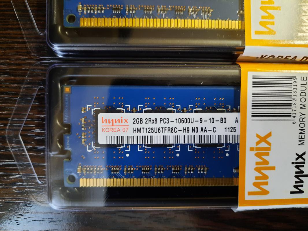 Продам оперативную память Hynix DDR3 2GB 1333 MHz DIMM PC-10600U, 2 штуки. - Новотроицк