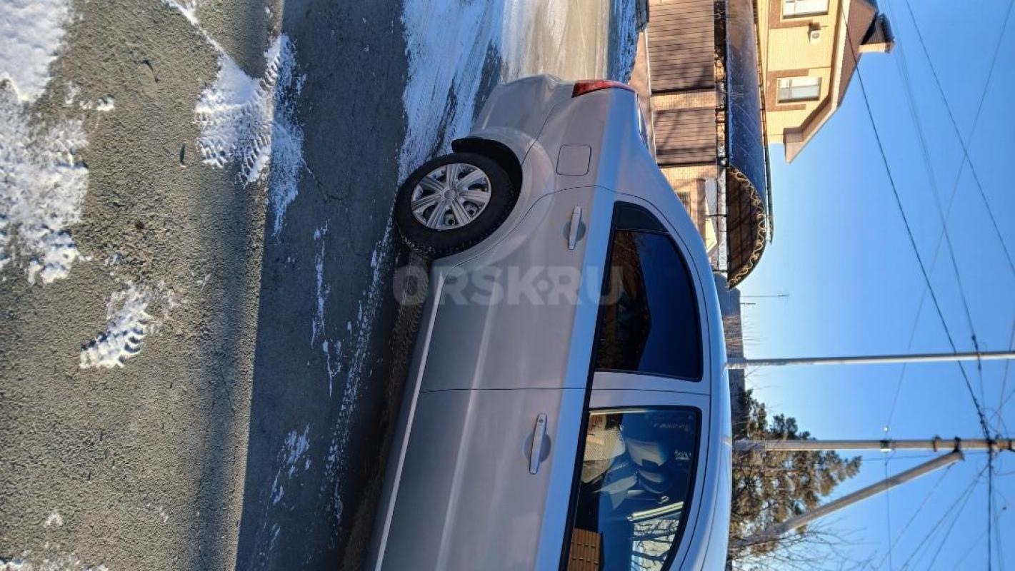 Продам авто собственный, в хорошем состоянии, отличный авто для начинающих водителей, звонить по т 8 - Орск