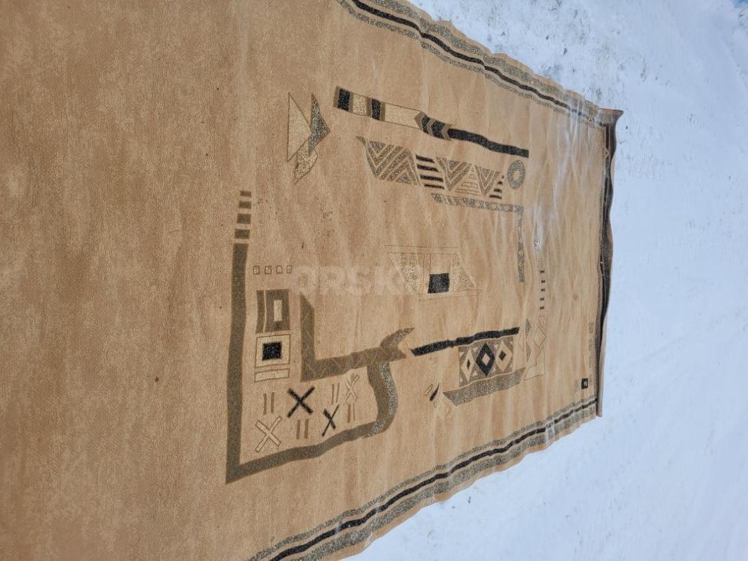 продам ковер чистый пользовались мало 5м  на 2.5 - Орск