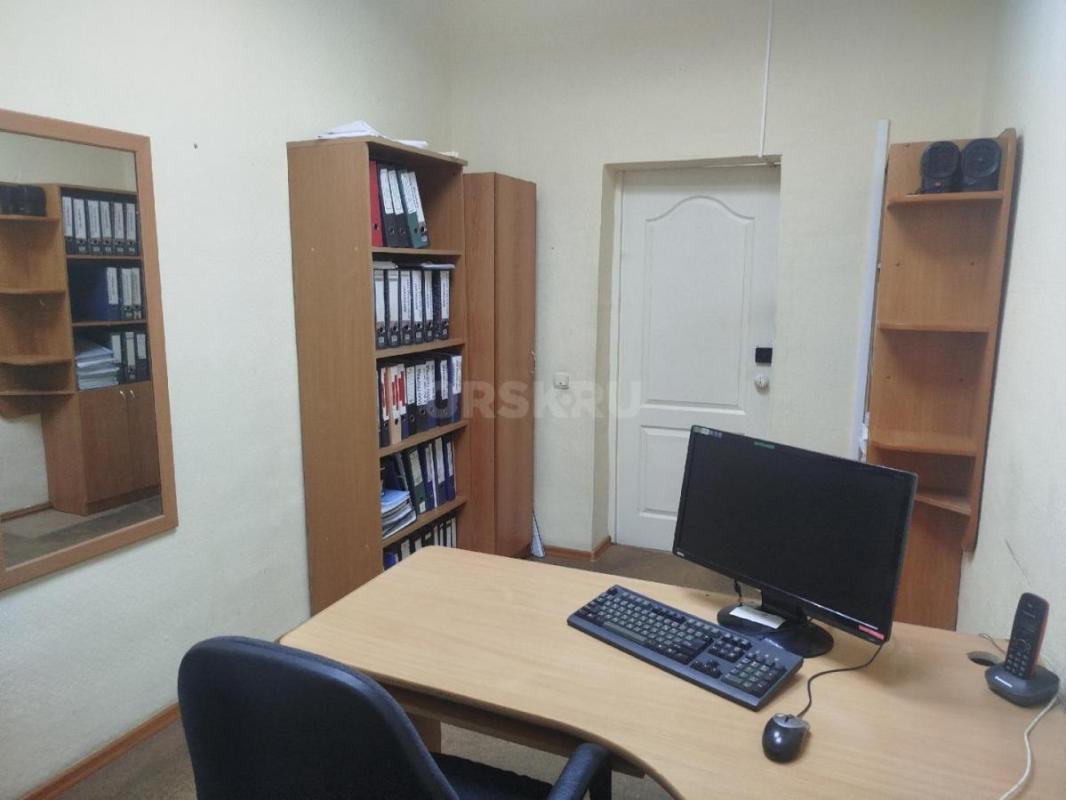 Сдаются офисные помещения на 1-2 этаже двухэтажного здания в центре города по адресу: г. - Орск