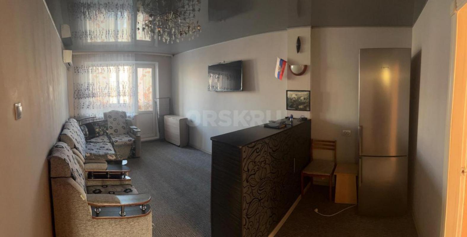 Сдается уютная двухкомнатная квартира на длительный срок. - Орск