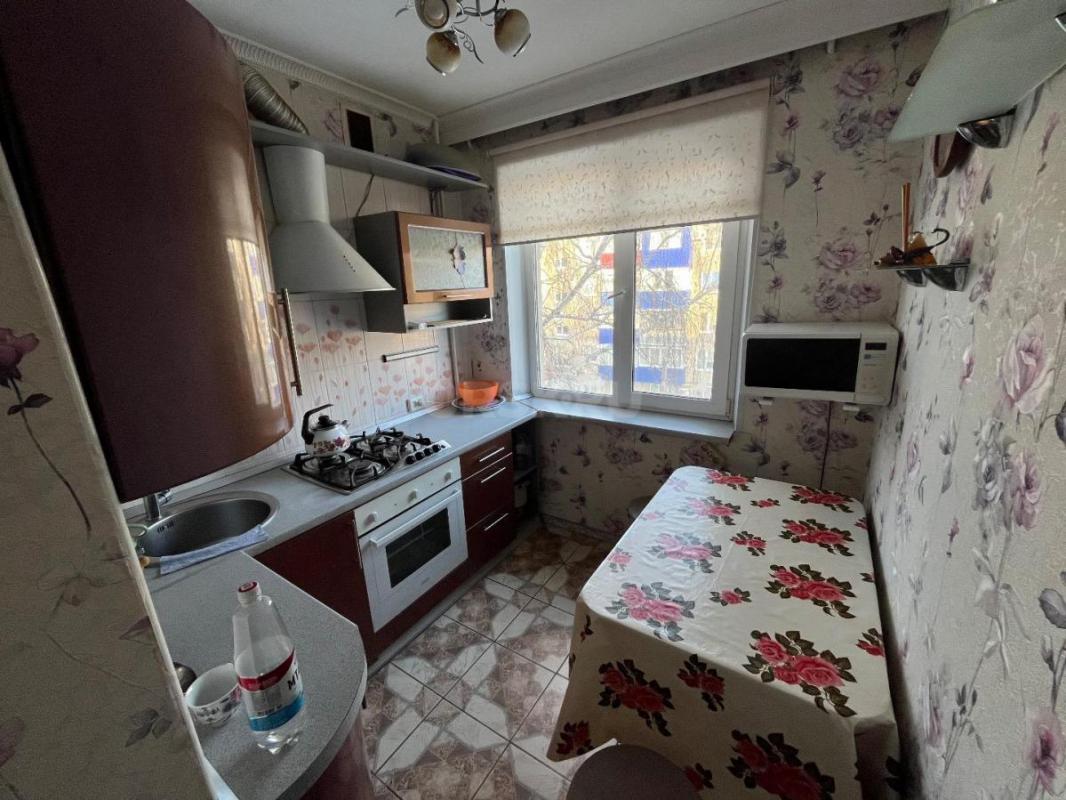 Сдается уютная двухкомнатная квартира на длительный срок. - Орск