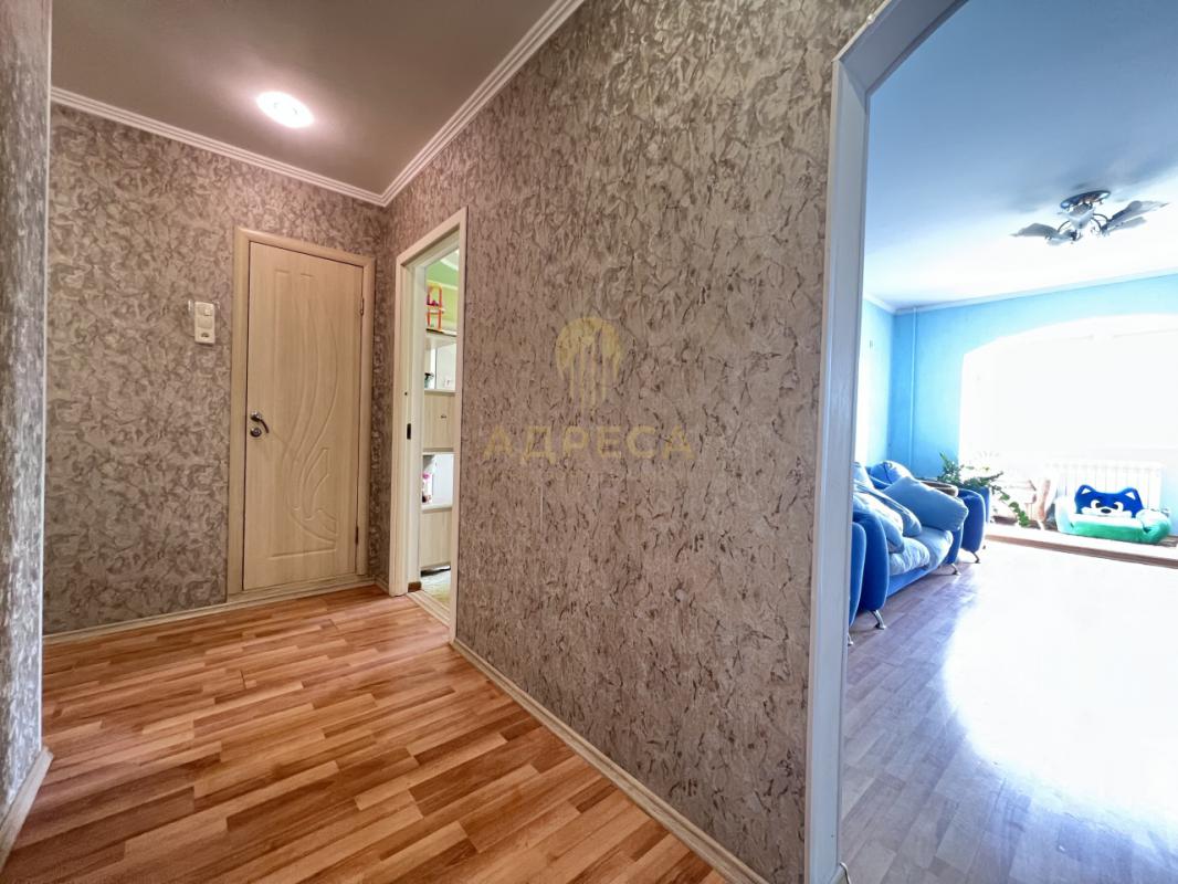 Продаётся просторная пятикомнатная квартира, общей площадью 105кв. - Оренбург