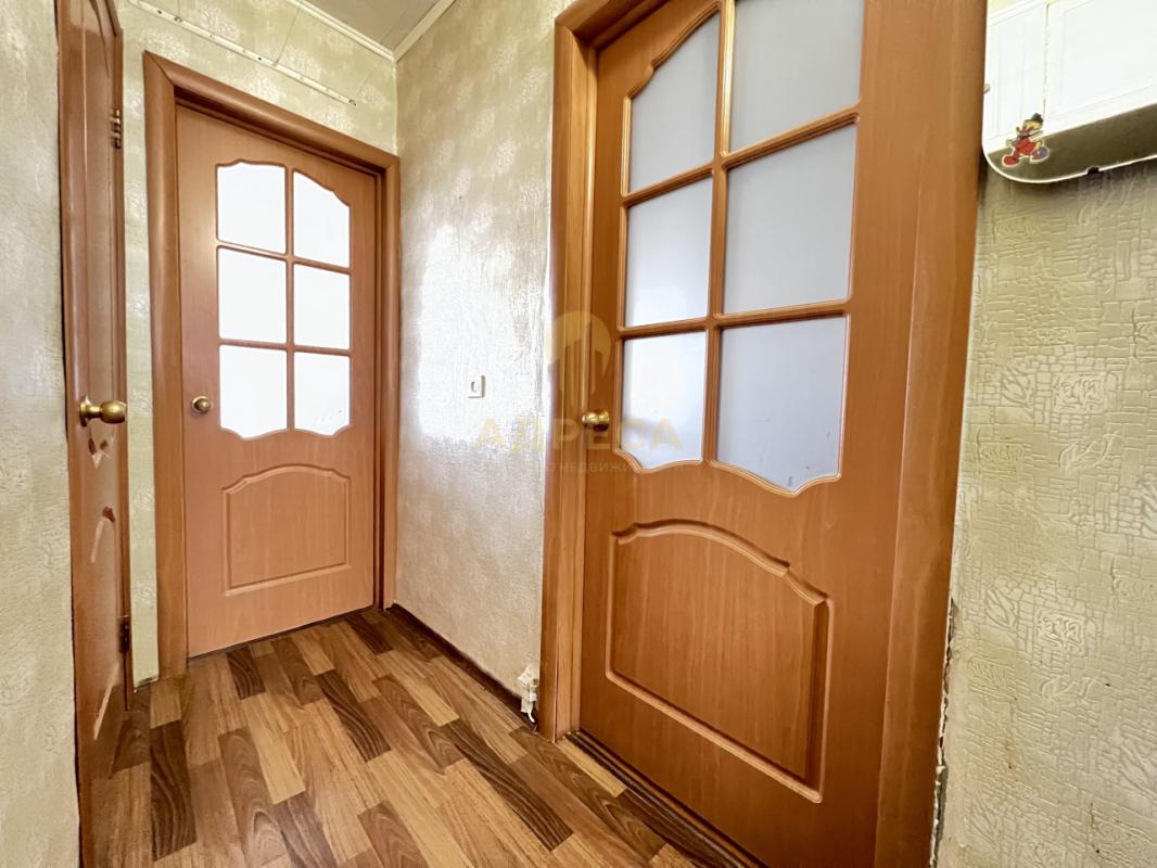 Продаётся тёплая, просторная 3 -х комнатная квартира на 5 этаже 5-ти этажного кирпичного  дома!!! - Оренбург