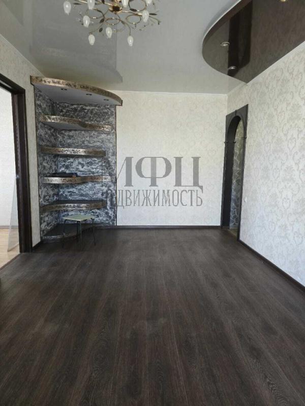 Предлагается к продаже просторная и уютная 4-комнатная квартира, идеальная для большой семьи. - Орск