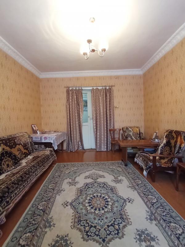 Успейте купить большую  3-комнатную квартиру по адресу:  г. - Новотроицк