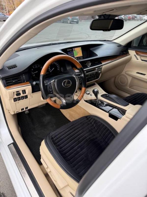 2014 год 
3,5 двигатель ,
235,000 пробег 
Авто в отличном состояние ,не единой крашеной детали ! - Орск