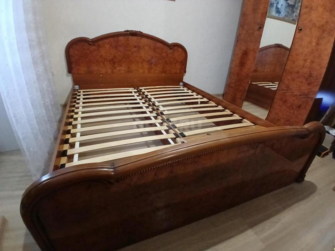 Продам спальный гарнитур б/у, в хорошем состоянии, кровать 200-160    6000 р. - Орск
