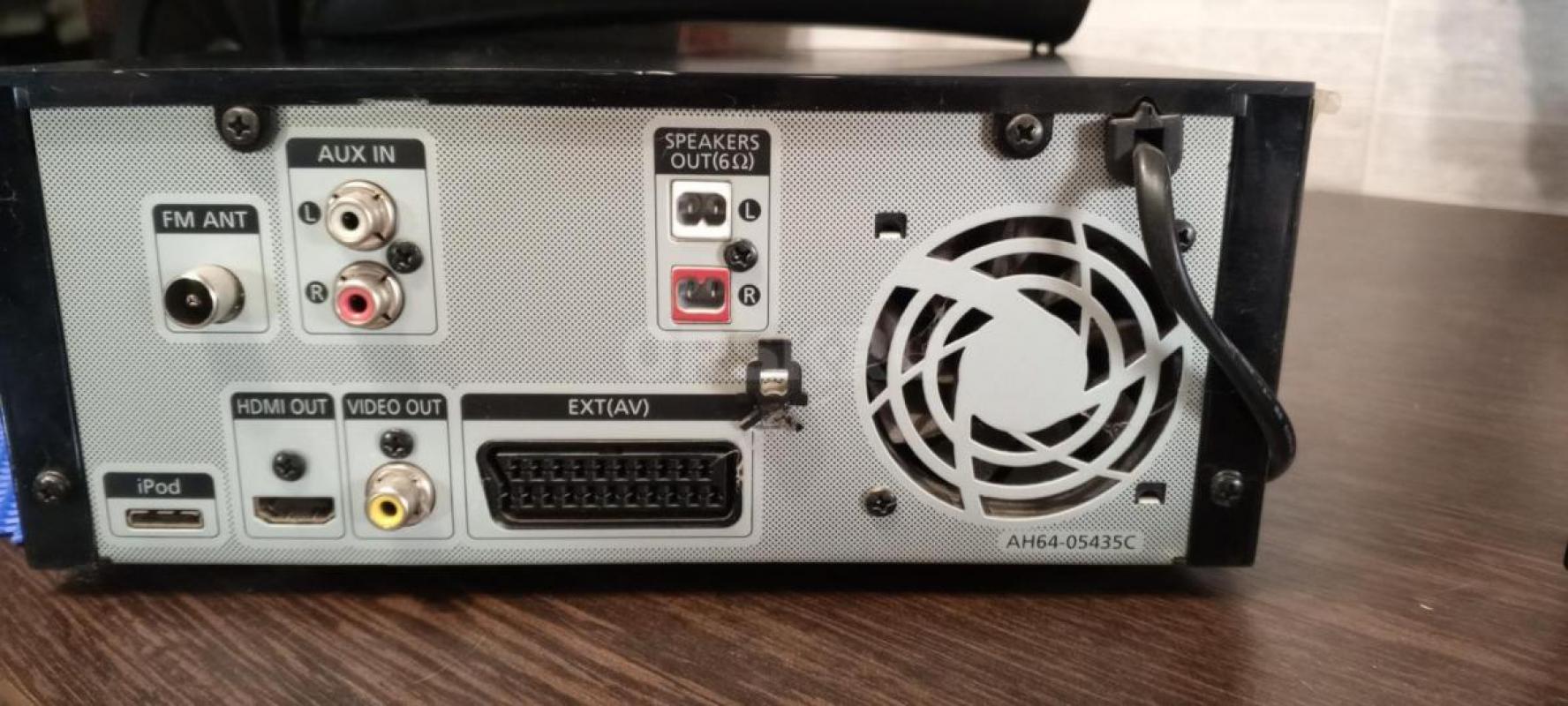 Музыкальный центр Samsung ,в отличном состоянии. - Гай