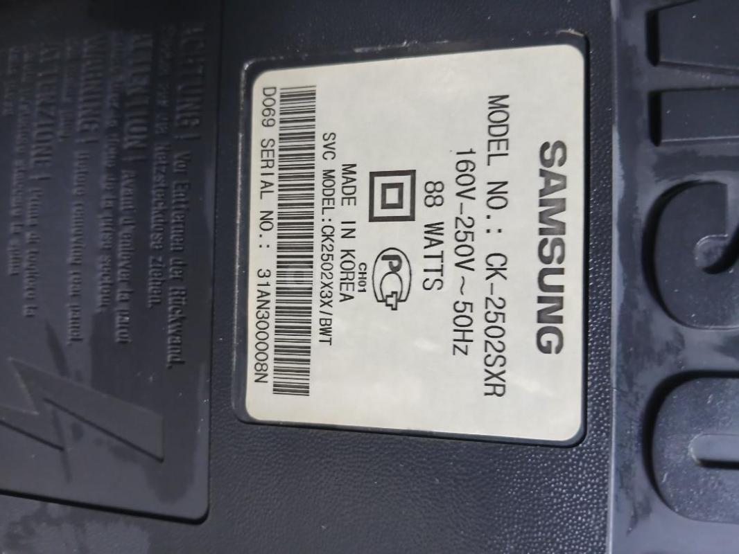 Продам работающий б/у телевизор "Samsung", диагональ 62 см. - Орск