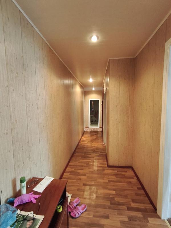 Продается 3-комнатная квартира по адресу: г. - Новотроицк