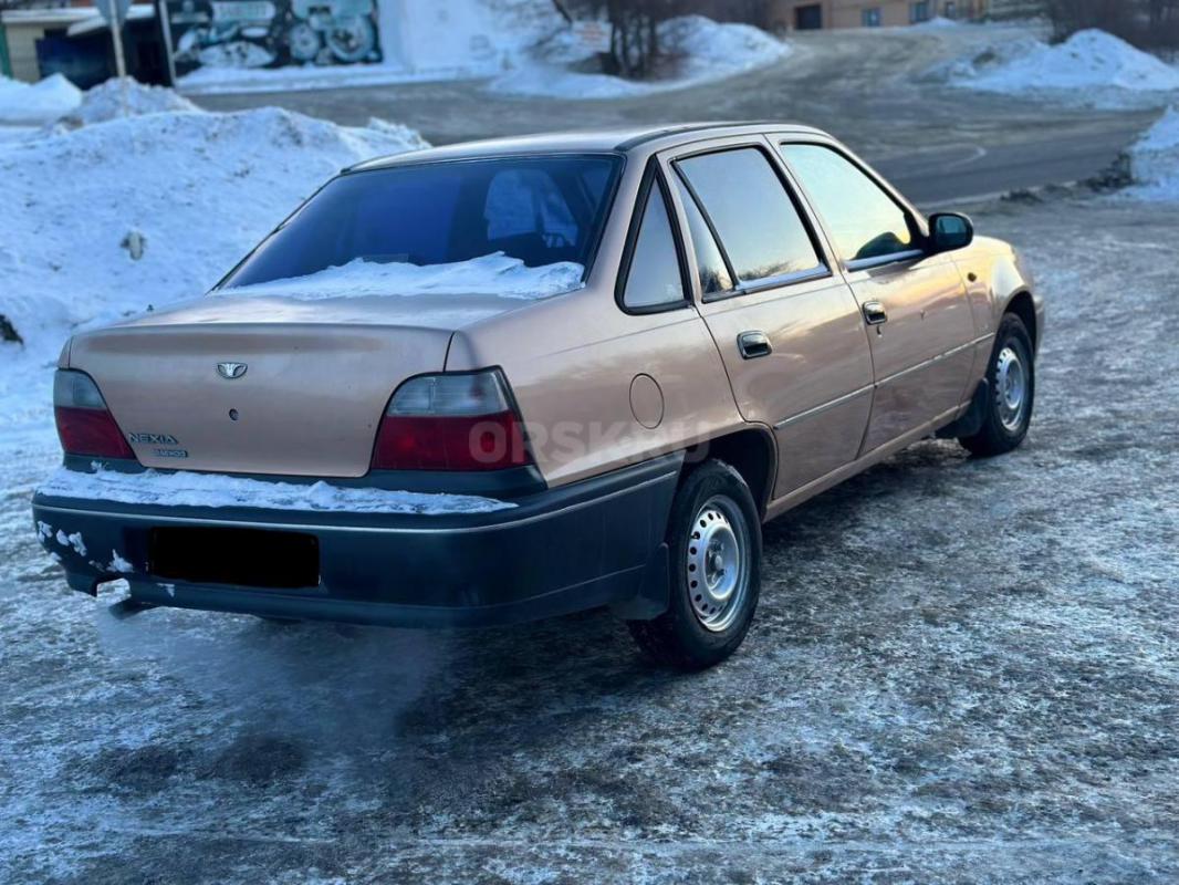 Продам Daewoo Nexia (люкс)2002г без ДТП.
2 собственника 
Двигатель работает отлично без нареканий - Орск