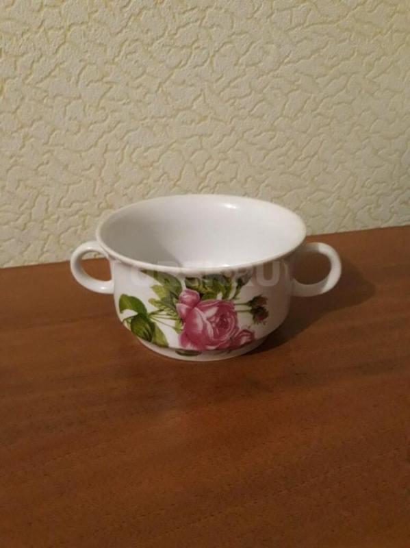 Посуда новая -первое блюдо плоское -30 см, второе глубокое -30 см, 400 руб одно, глубоких 2 шт., тре - Орск