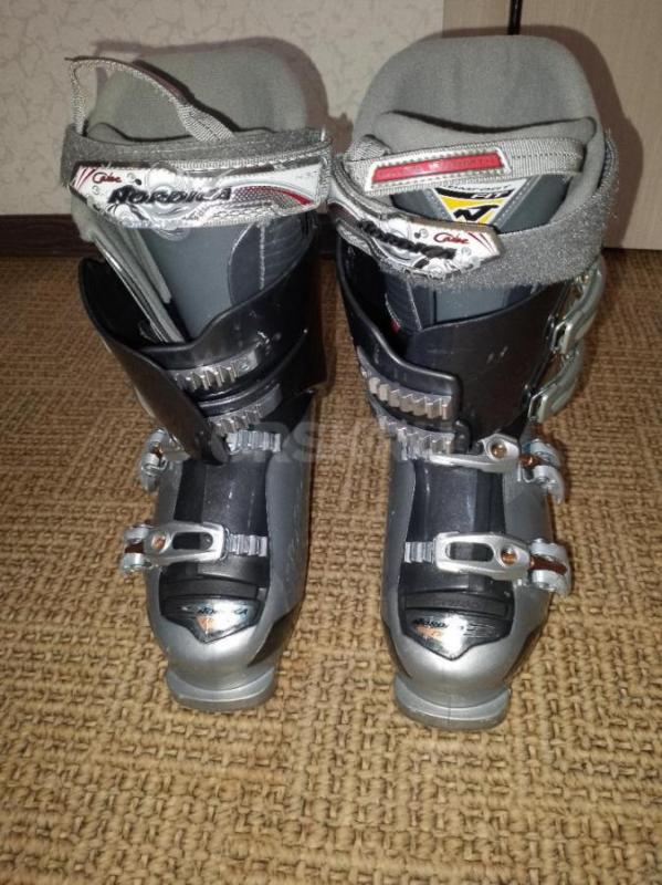 Продам в идеальном состоянии горнолыжные ботинки nordica 25 размер, все крепления и колодка целые. - Орск