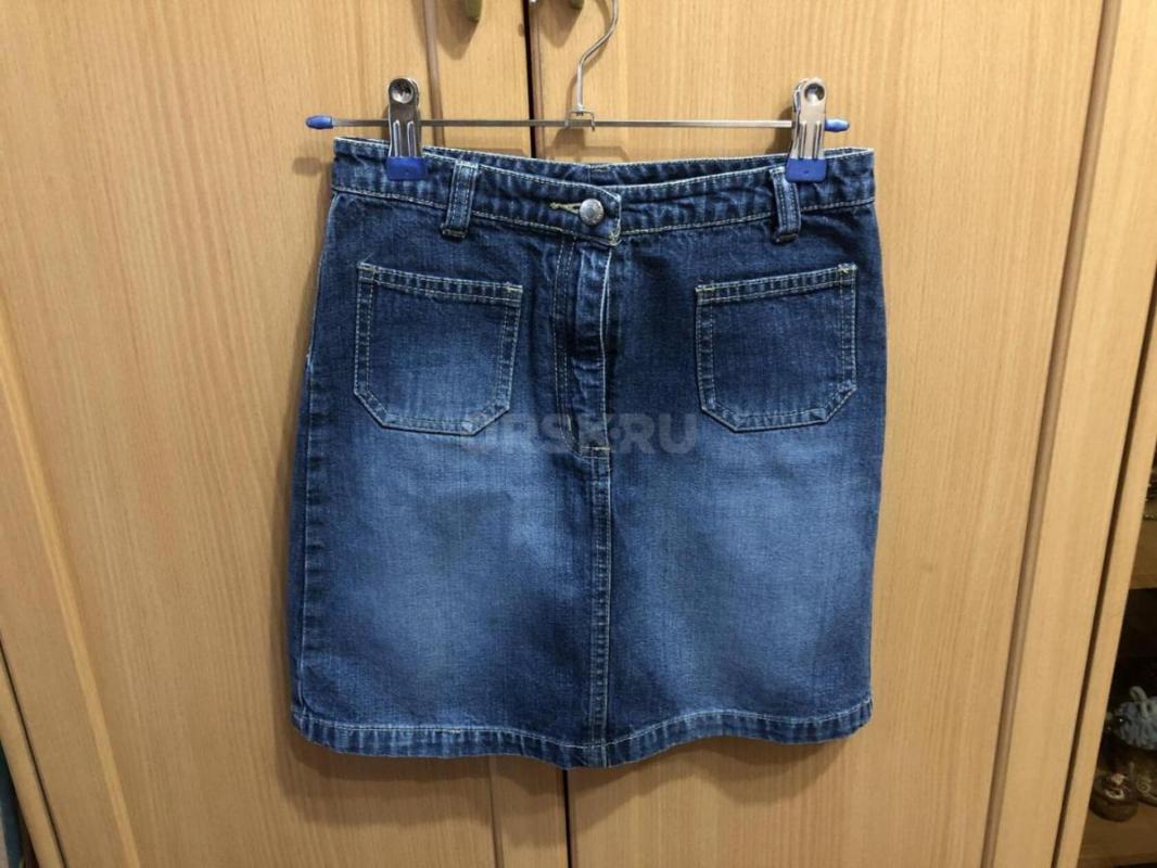 Пуховик р.158 в отличном состоянии, носили 1 сезон ( наяву красивее, отделка очень яркая) + в дар дж - Орск