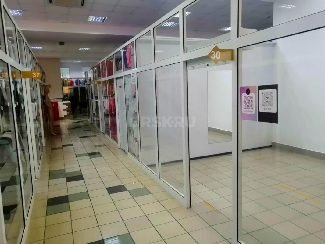 Сдается торговый отдел площадью 23м2 в ТЦ Скала в г. - Медногорск