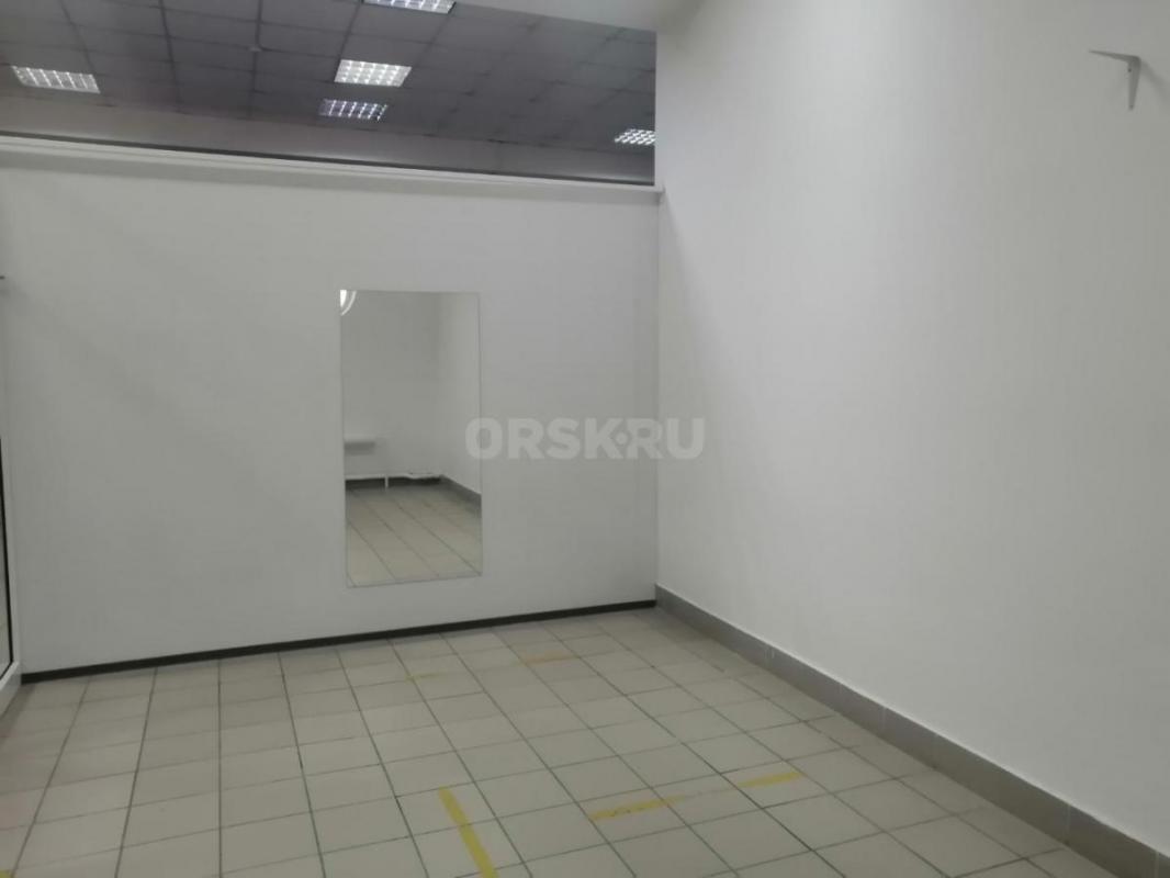 Сдается торговый отдел площадью 23м2 в ТЦ Скала в г. - Медногорск