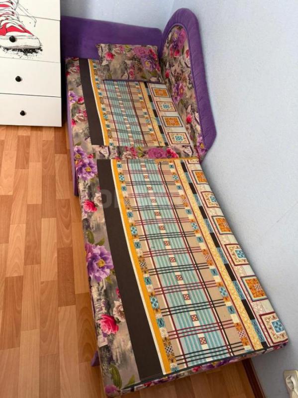 Диван софа
Ширина 75, длина в разобранном виде 2м - Орск