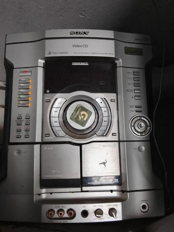 Музыкальный центр, рабочий - Орск