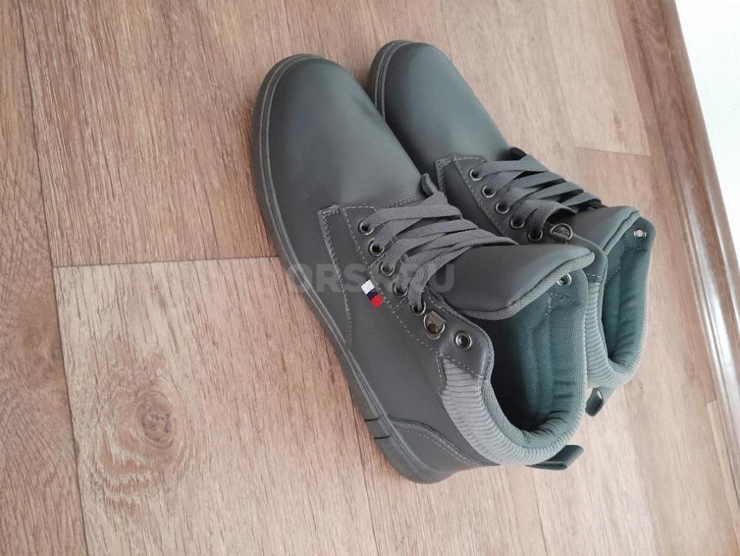 Новые мужские кроссовки осень 40;41;42рр. - Гай