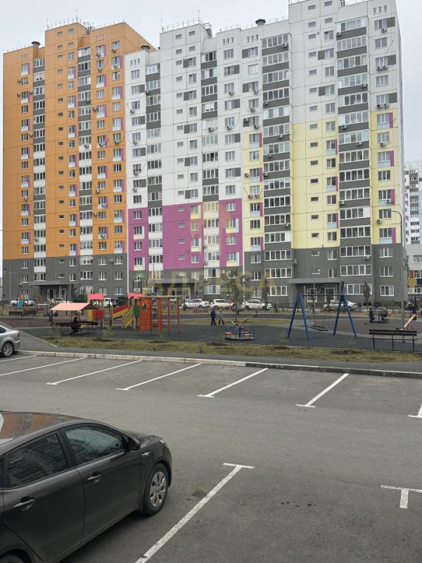 Пpoдaётся двуxкoмнатнaя квартира 59,6 кв. - Оренбург