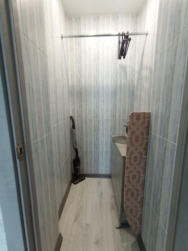 Продается укомплектованная  квартира  с ремонтом 1-комнатная квартира по адресу:  г. - Новотроицк